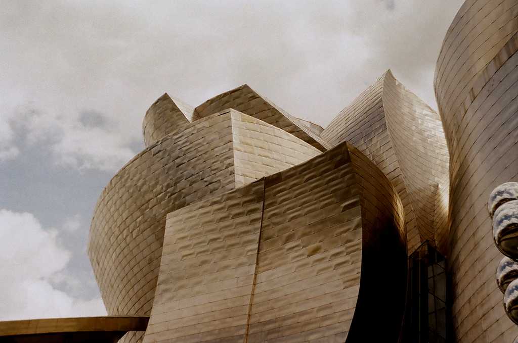 Guggenheim Bilbao - Photo by Slava Kuzminsky