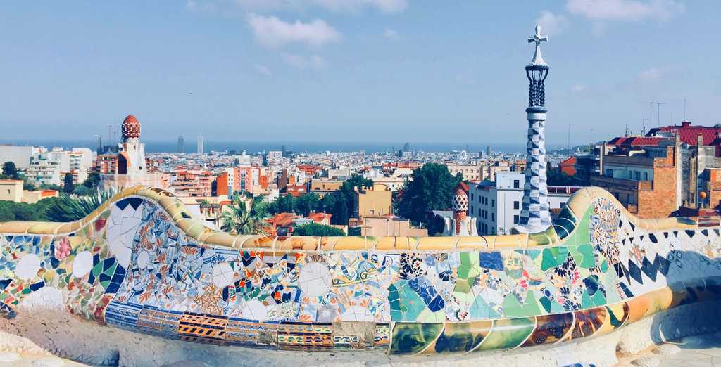 Entrance to Park Güell - Photo by Vitor Monteiro on Unsplash